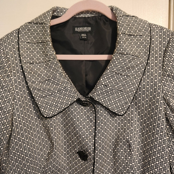 John Meyer Collection Black and White Geometric Block Pattern Jacket - Picture 3 of 6